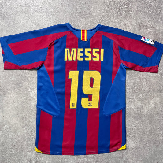 【正規品2005-2006 NIKE Barcelona home MESSI #19】