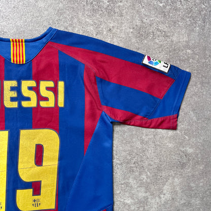 【正規品2005-2006 NIKE Barcelona home MESSI #19】