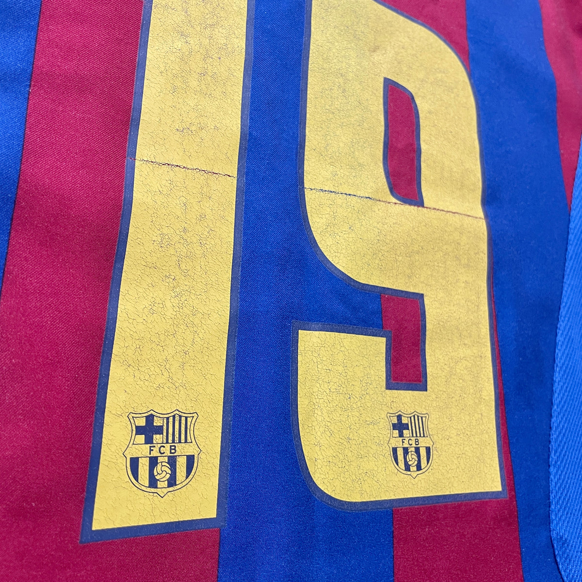 【正規品2005-2006 NIKE Barcelona home MESSI #19】