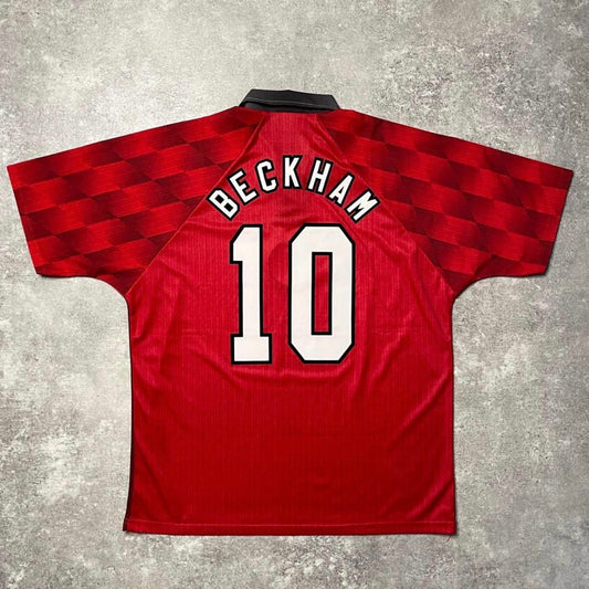 【正規品1996-1998 UMBRO Manchester United Home Beckham #10