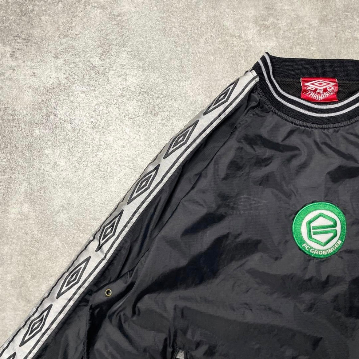 【正規品1990s Umbro Groningen training Top】