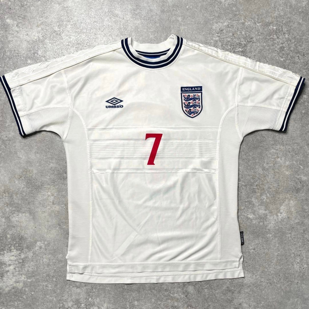 【正規品1999-2001 Umbro England home Beckham #7】