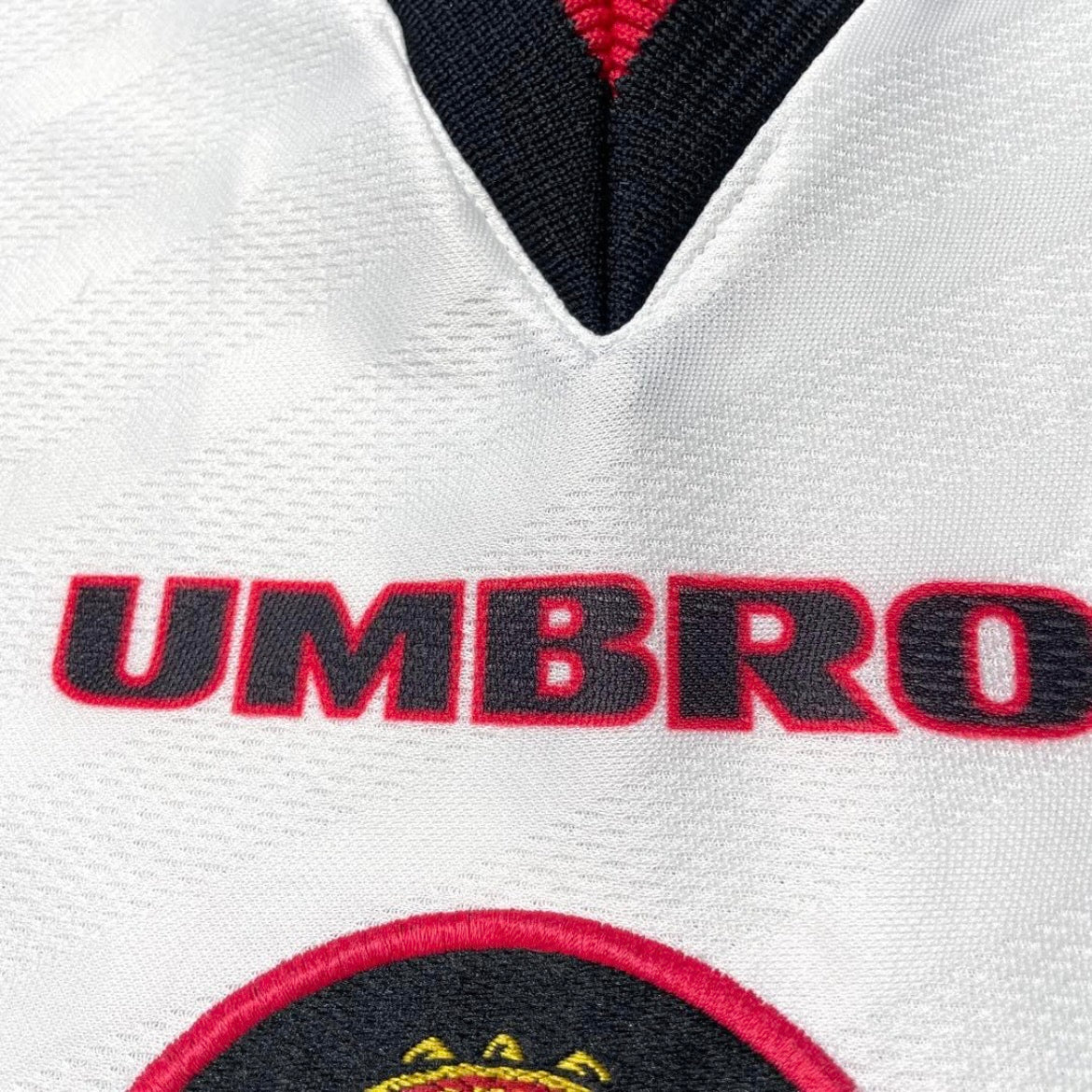 【正規品1996-1997 Umbro Manchester United Away shirt】