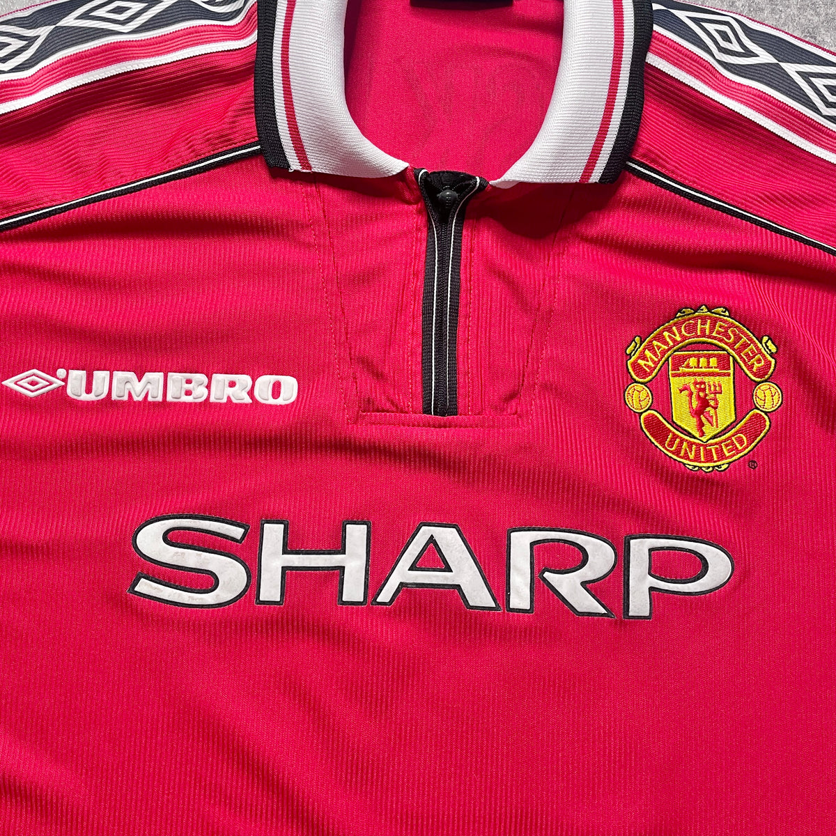 【正規品1998-2000 UMBRO Manchester United home L/S SOLSKJAER #20】