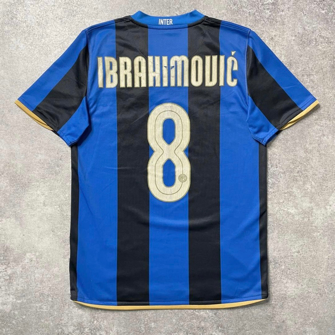 【正規品2008-2009 NIKE Inter Milan home IBRAHIMOVIC #8】