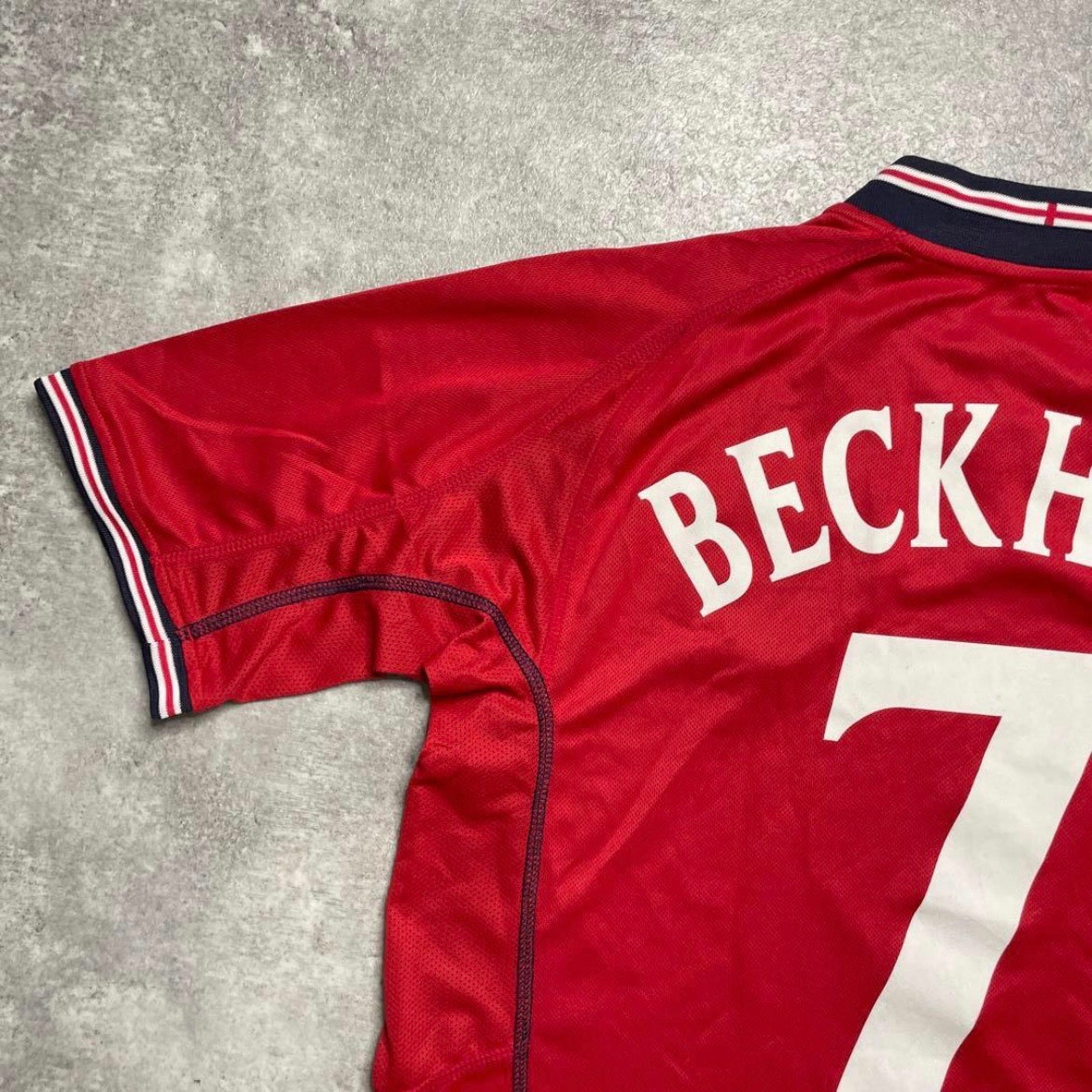 【正規品2001-2003 Umbro England away Beckham #7】