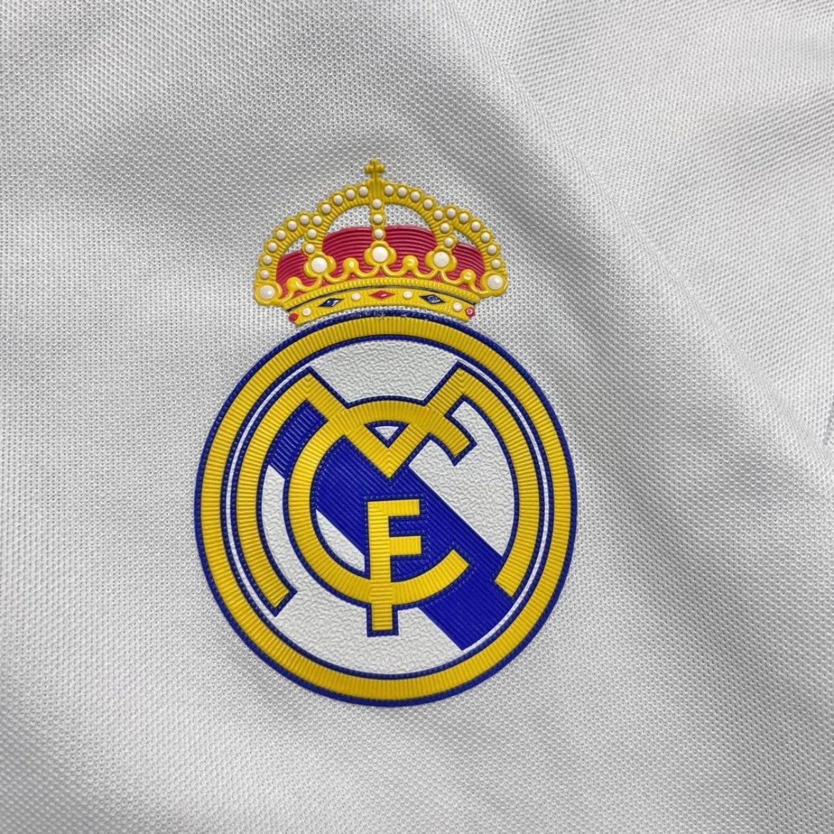 【正規品2016-2017 adidas Real Madrid home L/S MODRIC #19】