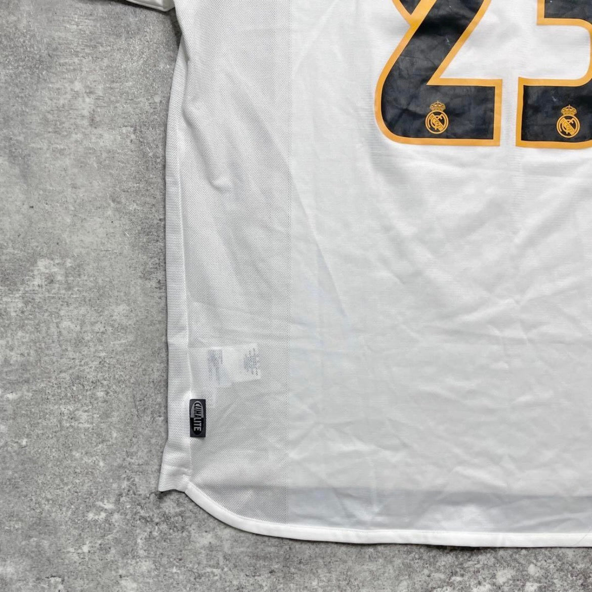【正規品2003-2004 adidas Real Madrid home Beckham #23】