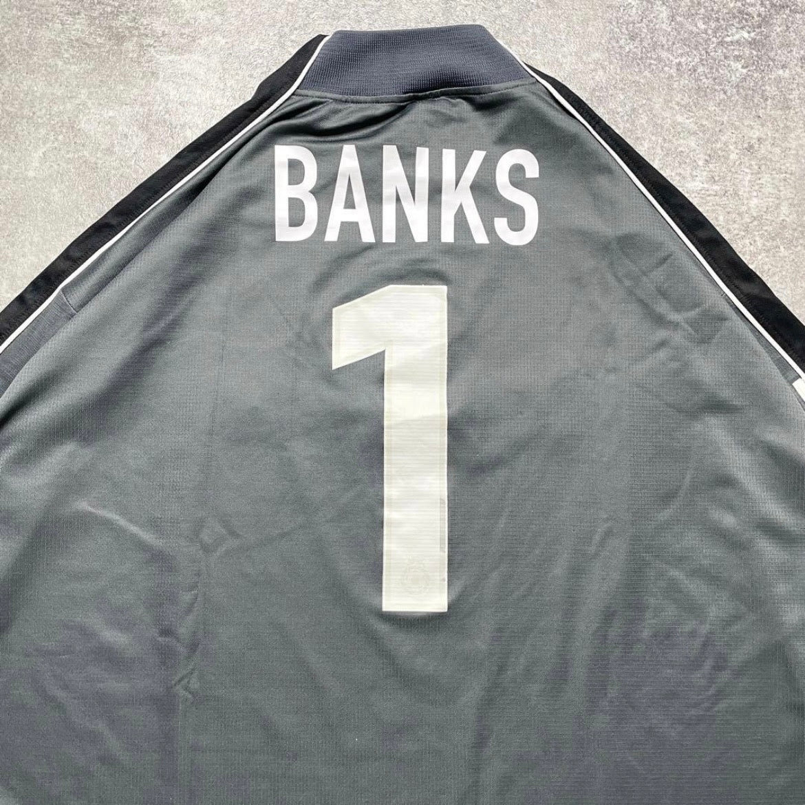 【正規選手支給実使用品2000-2001 Reebok Bolton Wanderers GK away L/S Banks #1】
