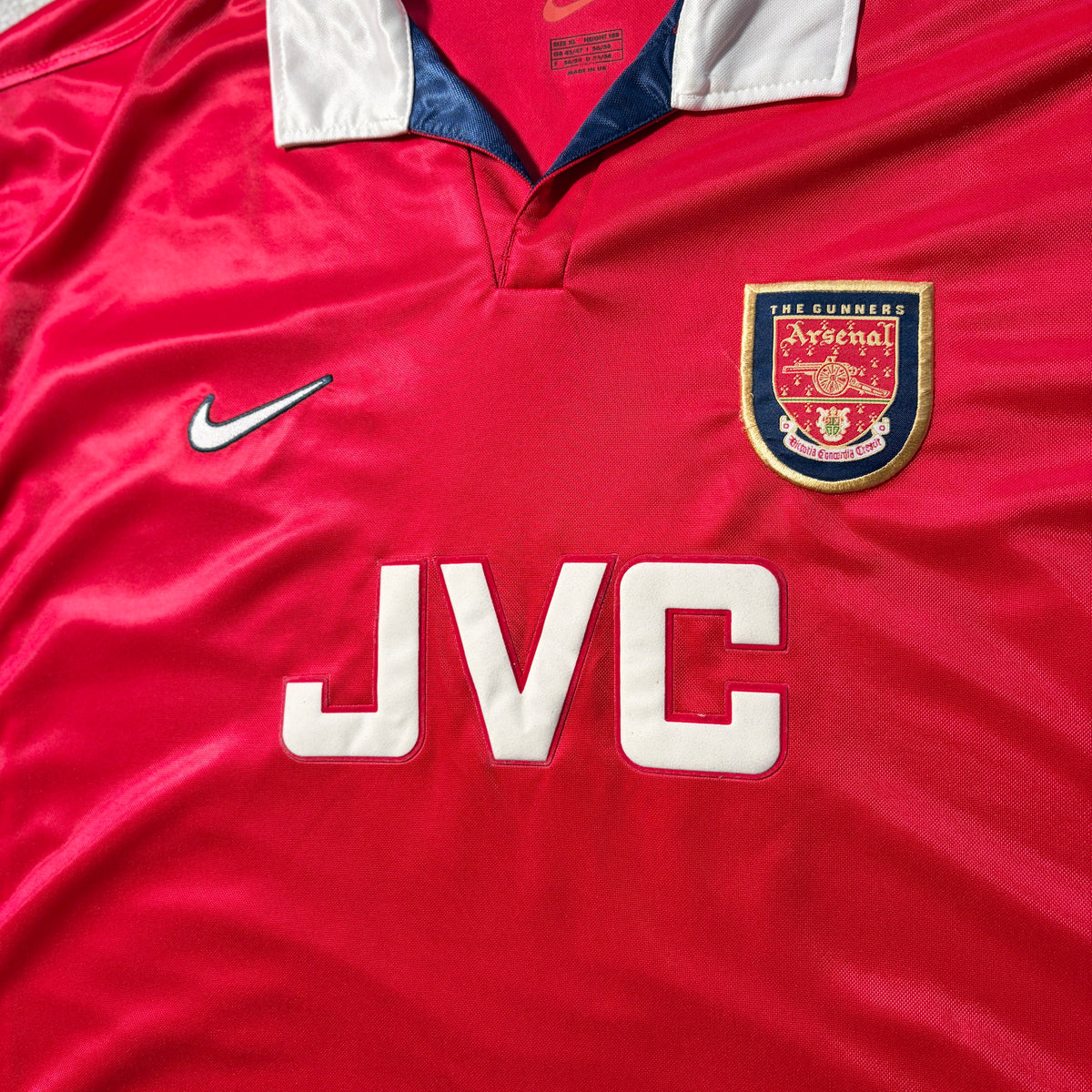 【正規品1998-1999 NIKE Arsenal home BERGKAMP #10】