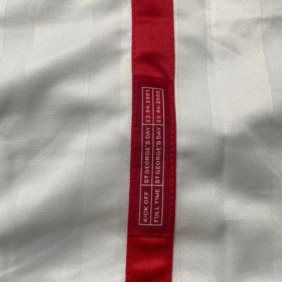 【正規品2001-2003 UMBRO England Home OWEN #10】