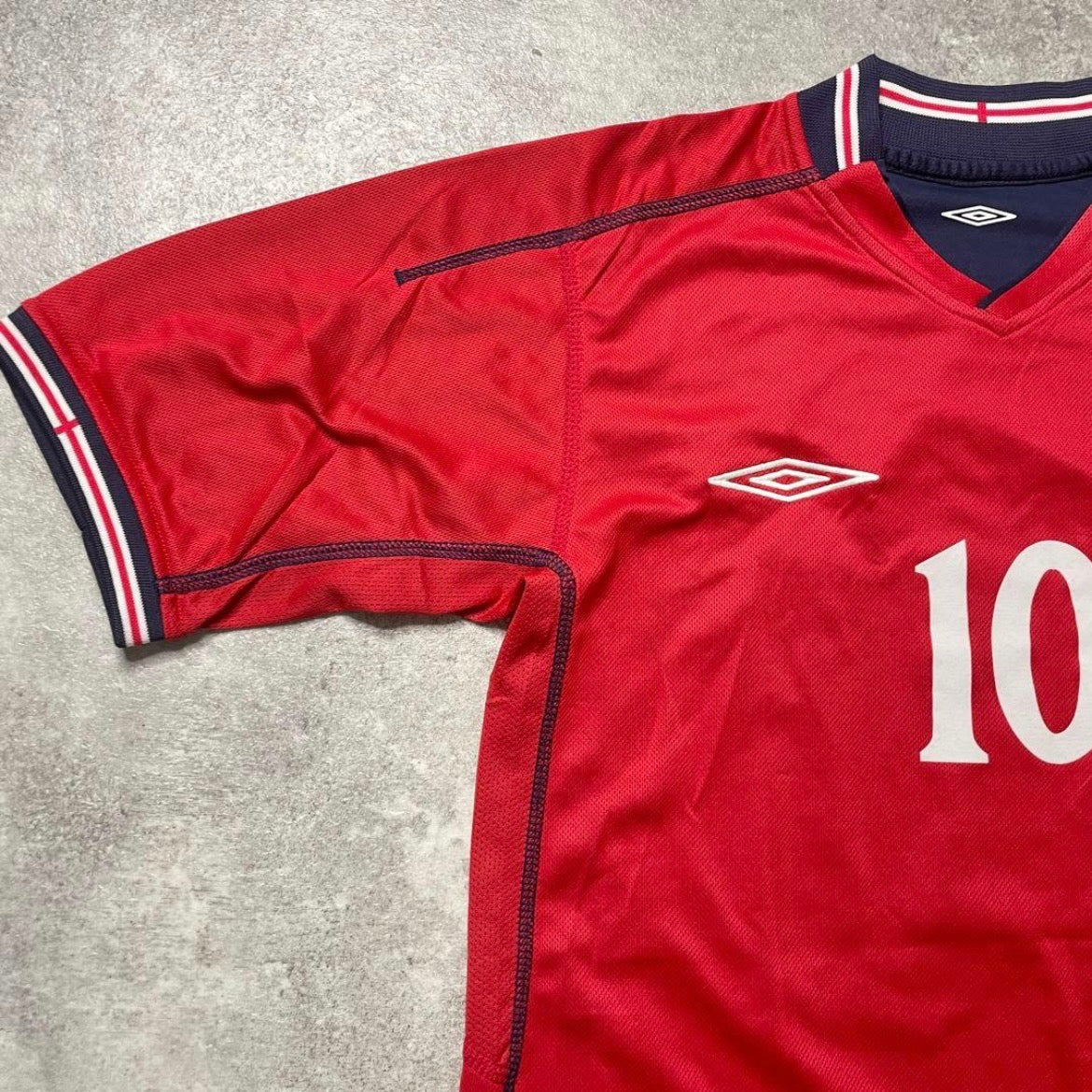 【正規品2002-2004 UMBRO England away OWEN #10】