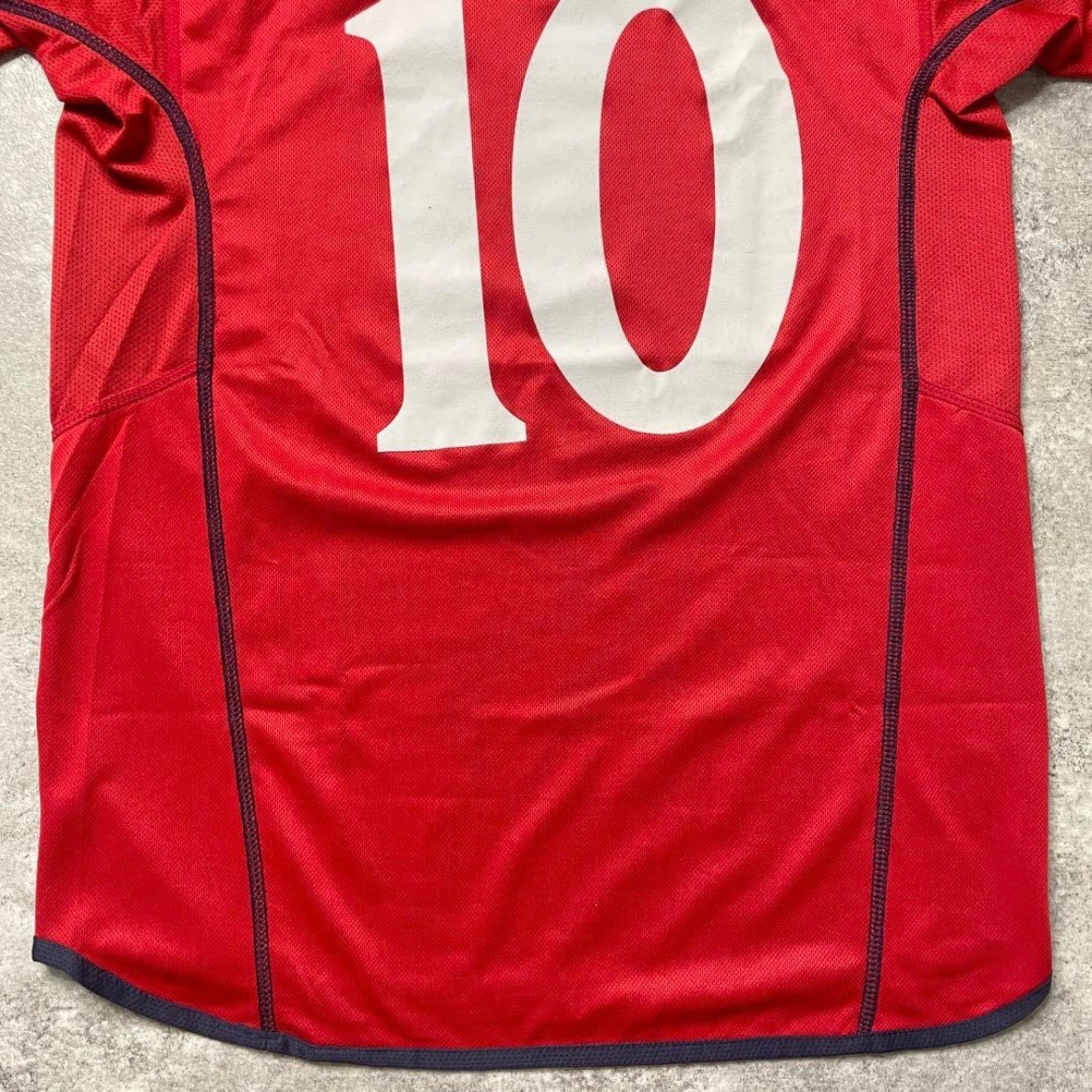 【正規品2002-2004 UMBRO England away OWEN #10】