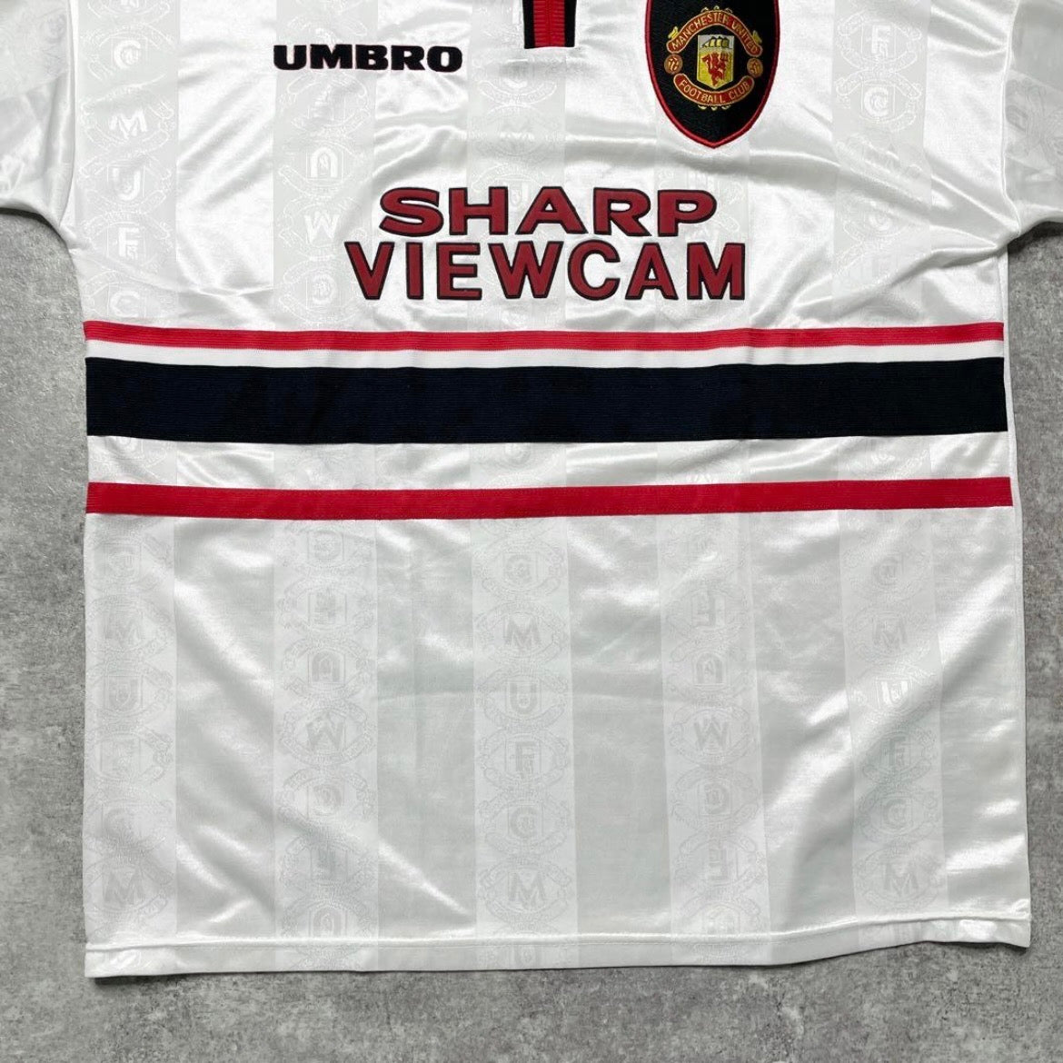 【正規品1997-1999 UMBRO Manchester United Away Shirt #9】