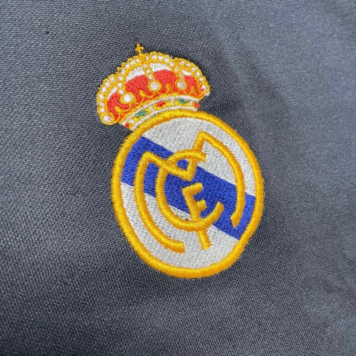 【正規品2002-2003 adidas Real  Madrid away RAUL #7】