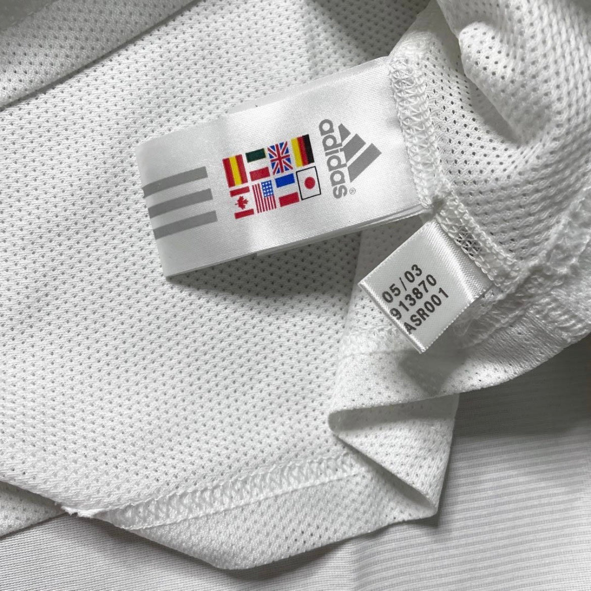 【正規品2003-2004 adidas Real Madrid home Beckham #23】