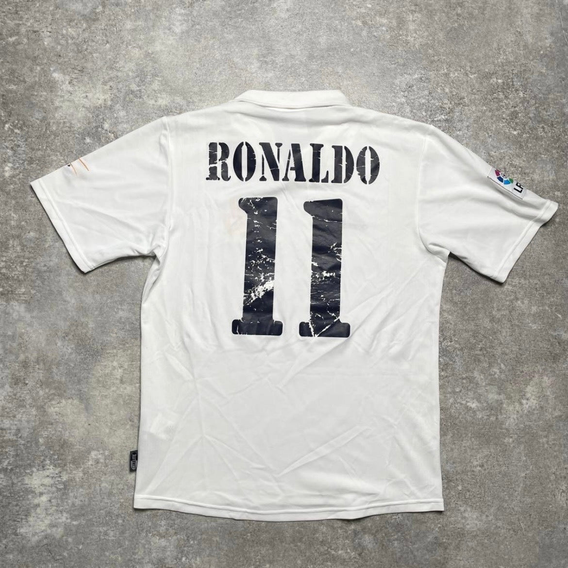 【正規品2002-2003 adidas Real Madrid home 100th Ronaldo #11】