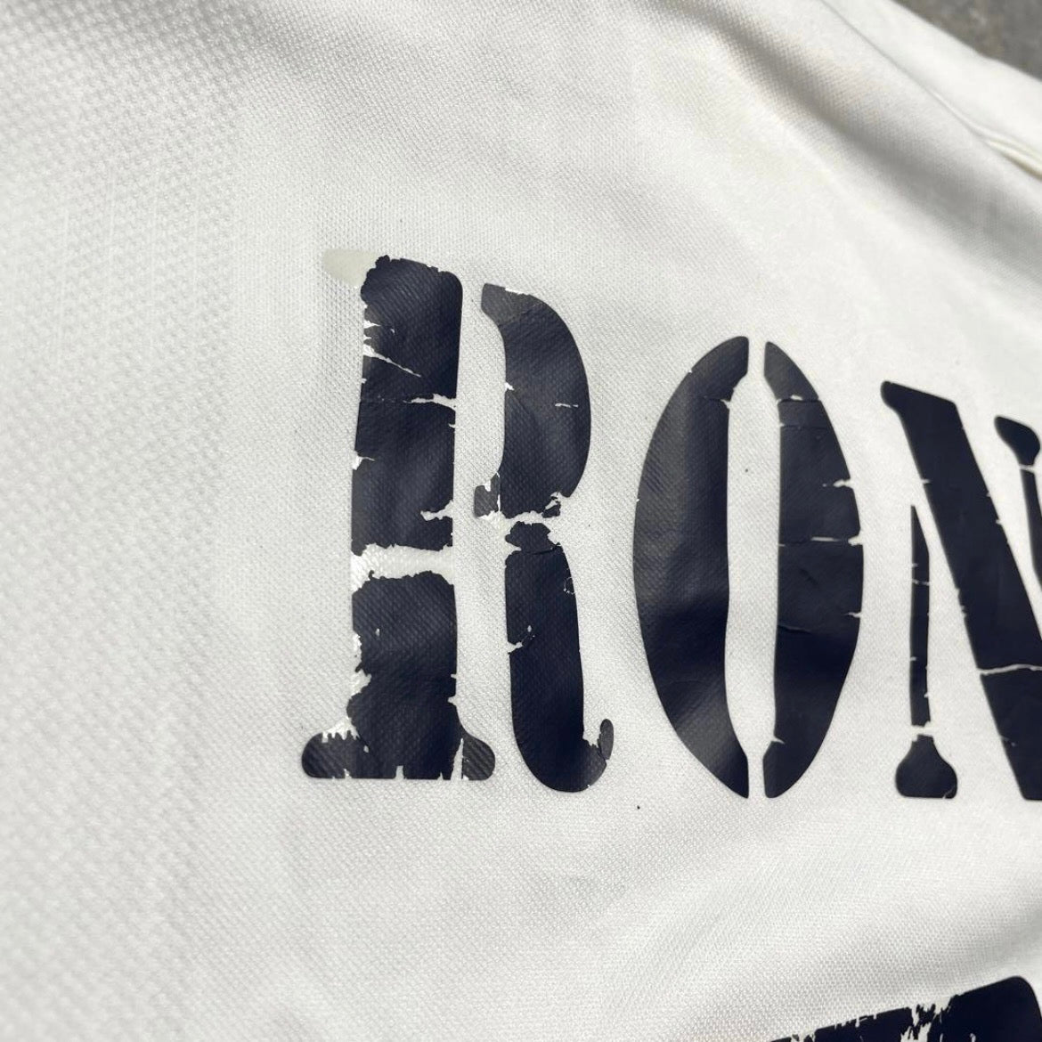 【正規品2002-2003 adidas Real Madrid home 100th Ronaldo #11】