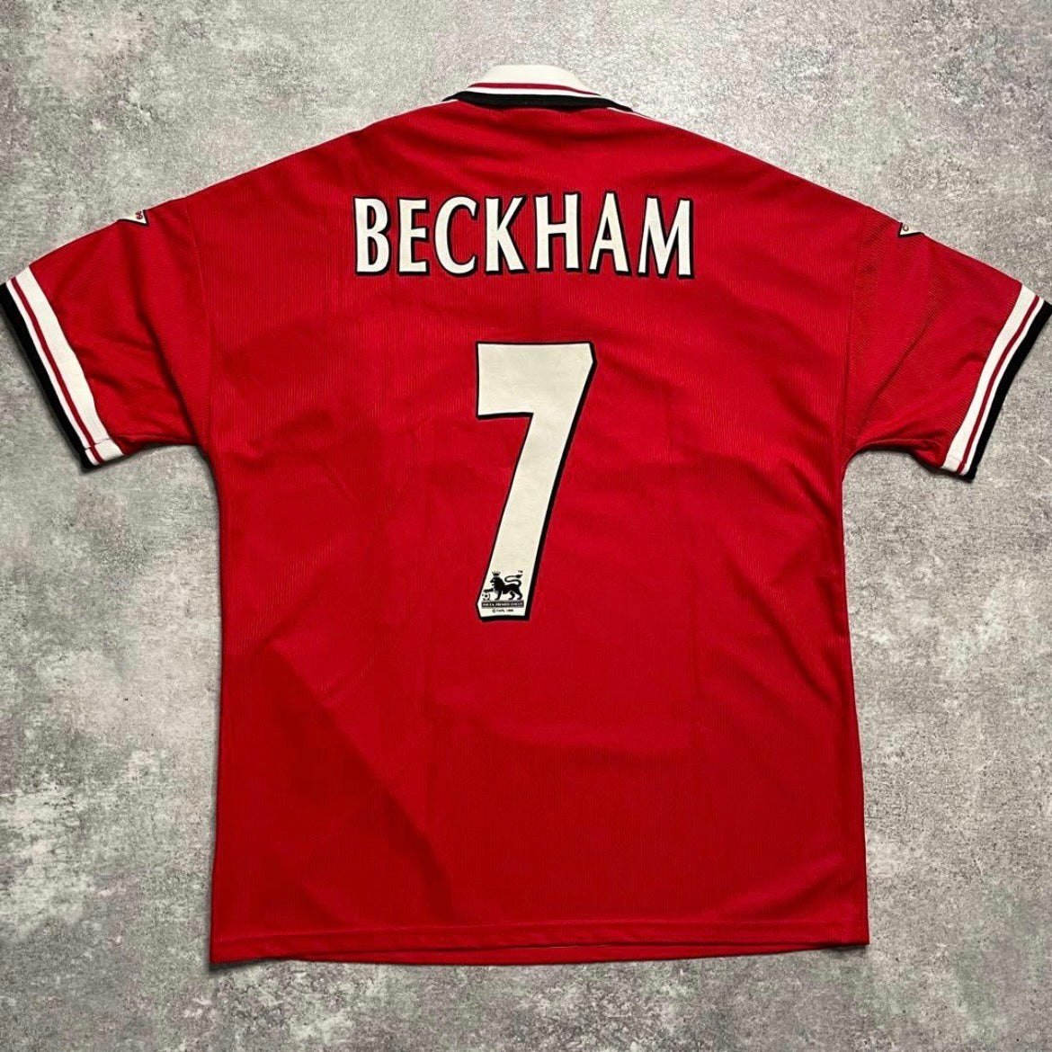 【正規品1998-2000 UMBRO Manchester United home Beckham #7】