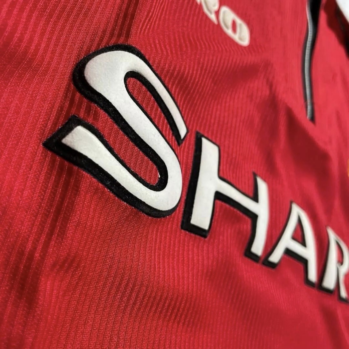 【正規品1998-2000 UMBRO Manchester United home Beckham #7】