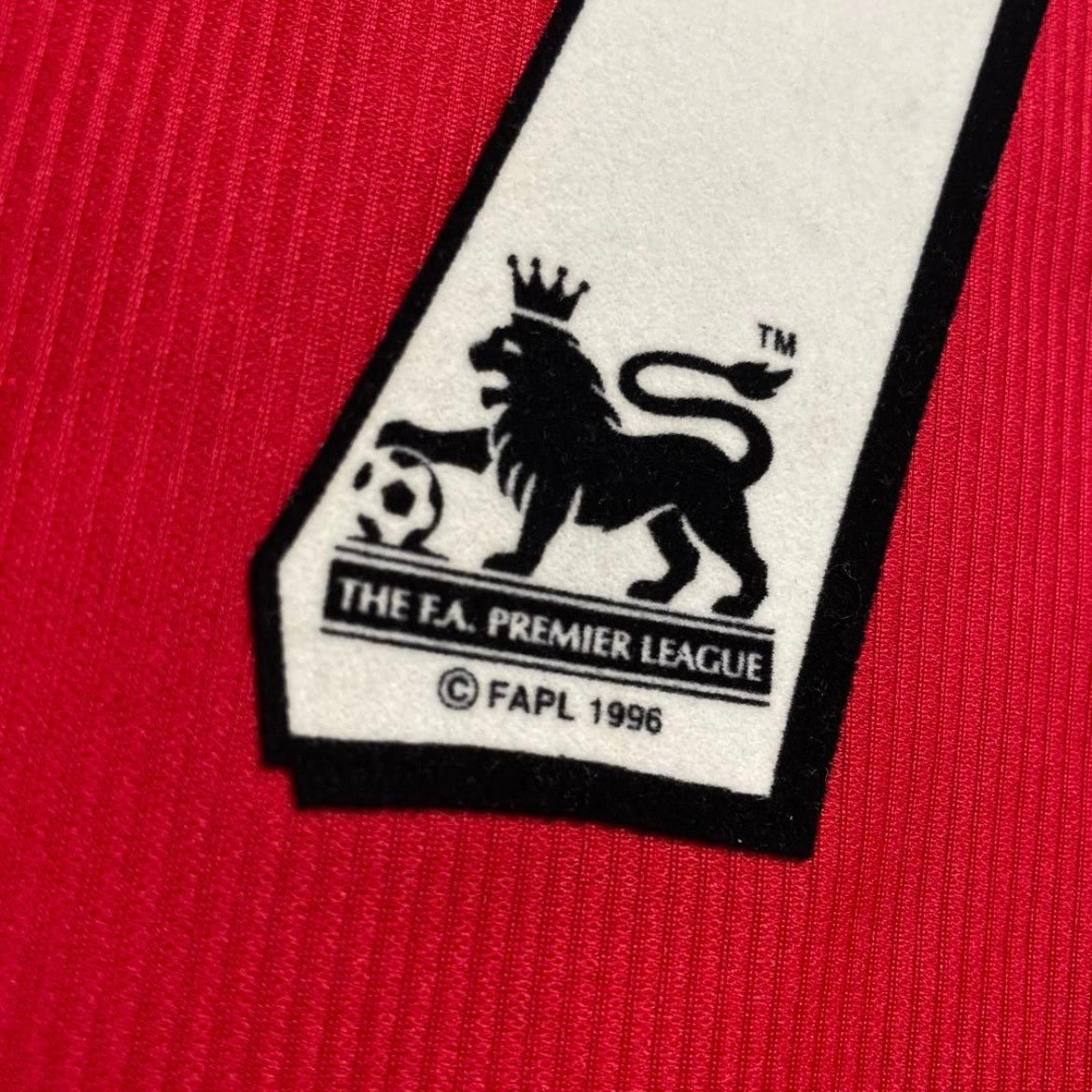 【正規品1998-2000 UMBRO Manchester United home Beckham #7】