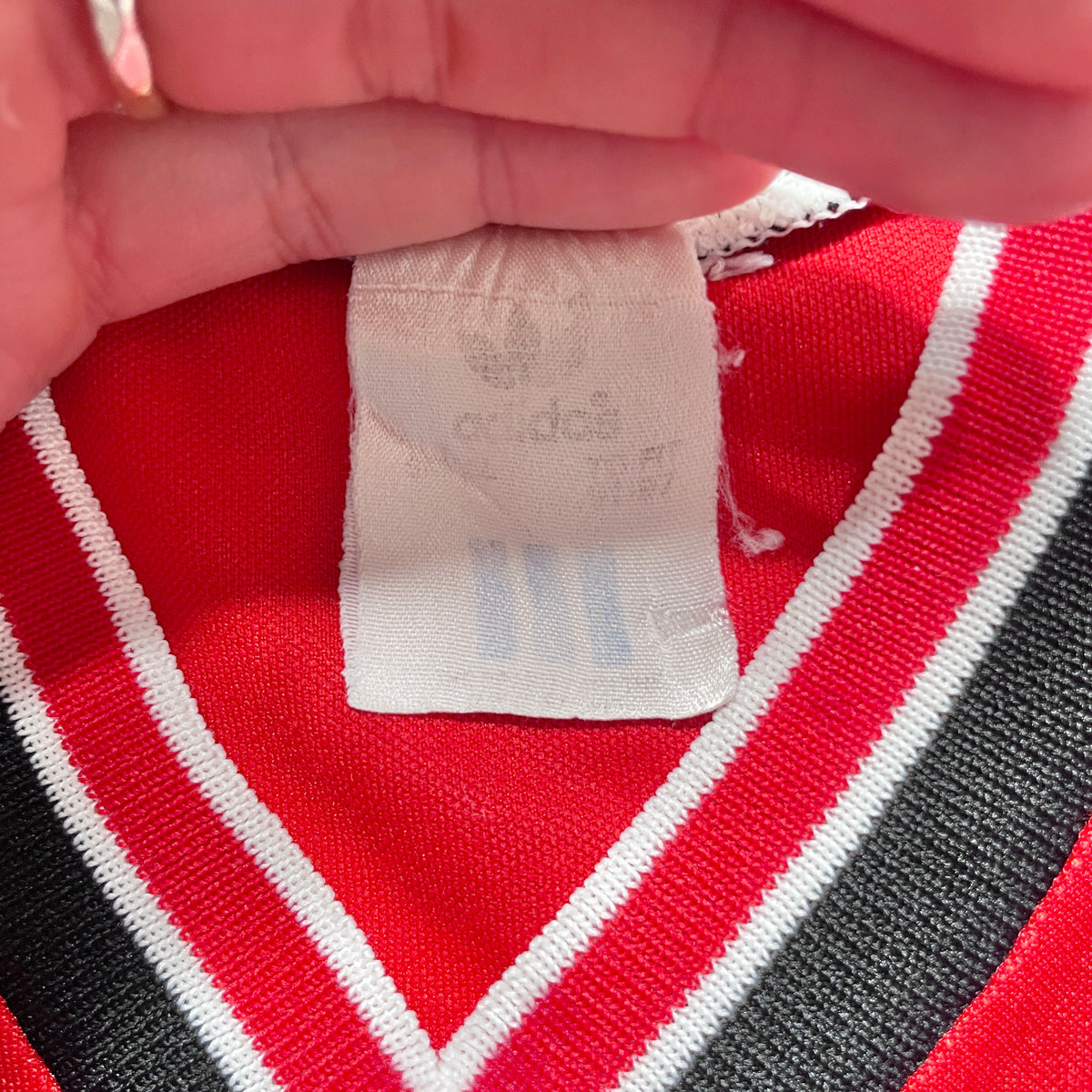 【正規品1984-1986 adidas Manchester United home shirt】