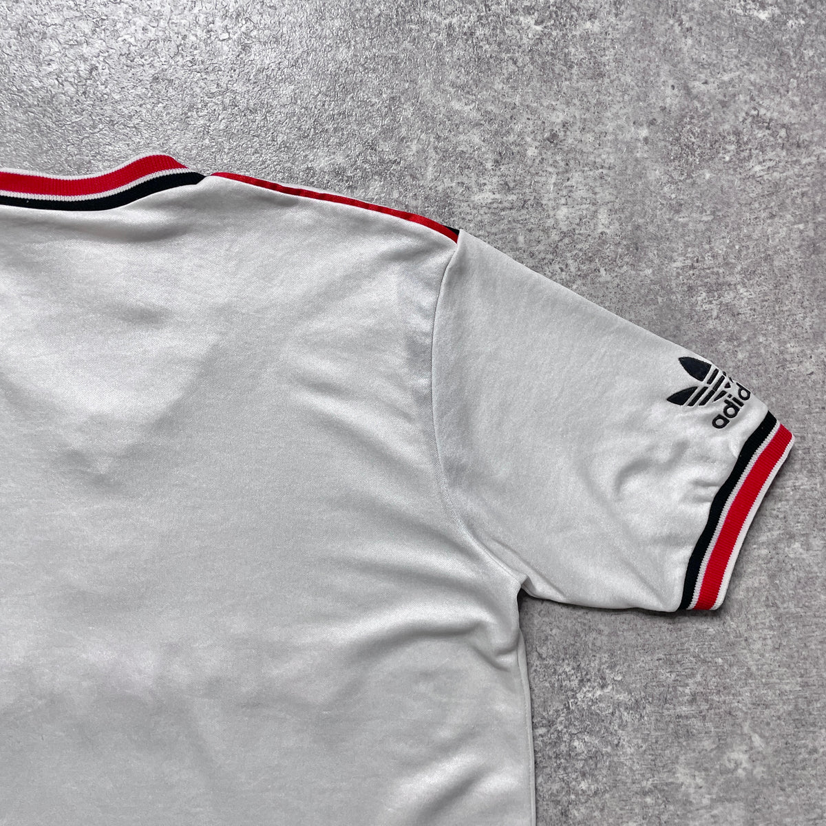 【正規品1984-1986 adidas Manchester United away shirt】