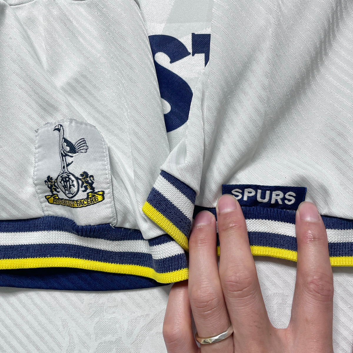 【正規品1993-1995 Umbro Tottenham home shirt】