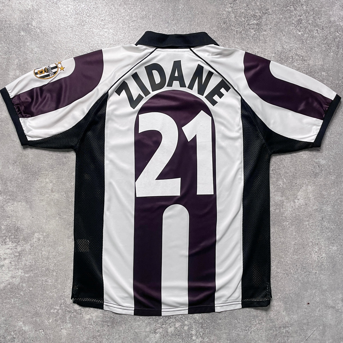 【正規品1997-1998 kappa Juventus home ZIDANE #21】