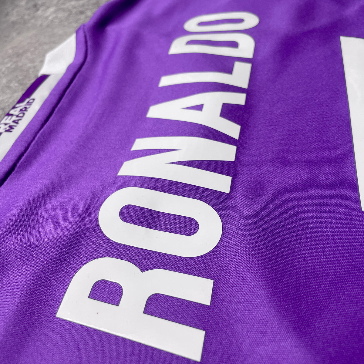 【BNWT正規品2016-2017 adidas Real Madrid away UCL Final RONALDO #7】