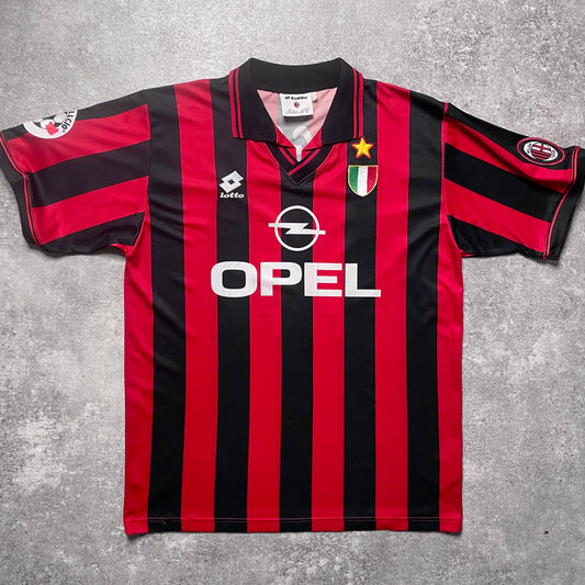 【正規品1996-1997 Lotto AC Milan home BAGGIO #18】