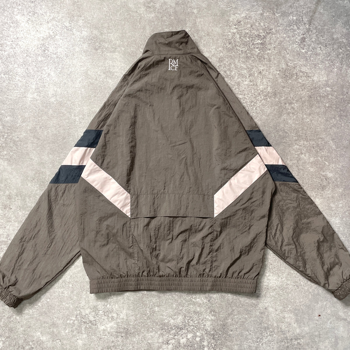 【正規品2024-2025 adidas Real Madrid truck jacket】