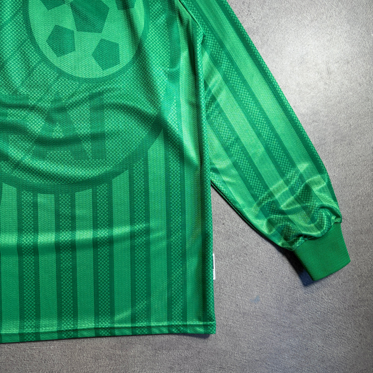 【正規選手支給品1998-2000 Umbro Ireland home L/S #8】