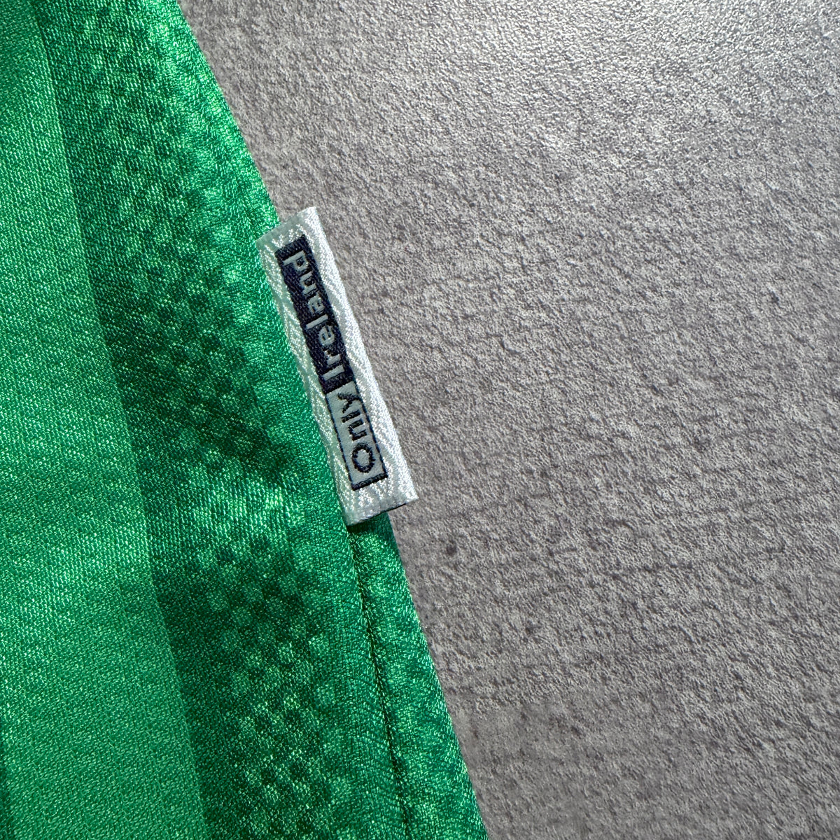 【正規選手支給品1998-2000 Umbro Ireland home L/S #8】