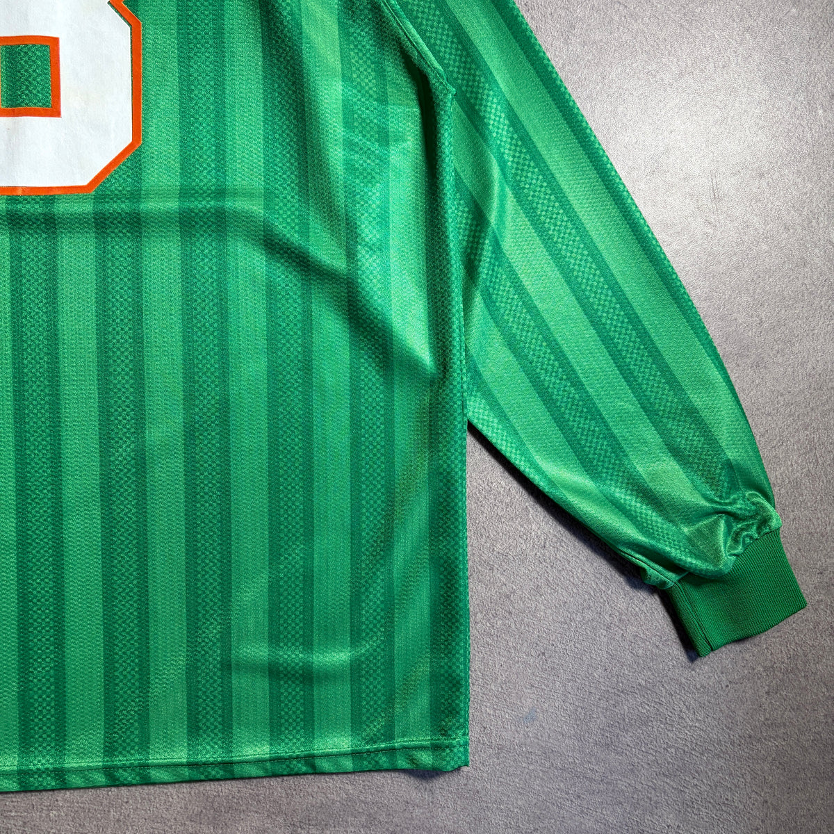 【正規選手支給品1998-2000 Umbro Ireland home L/S #8】
