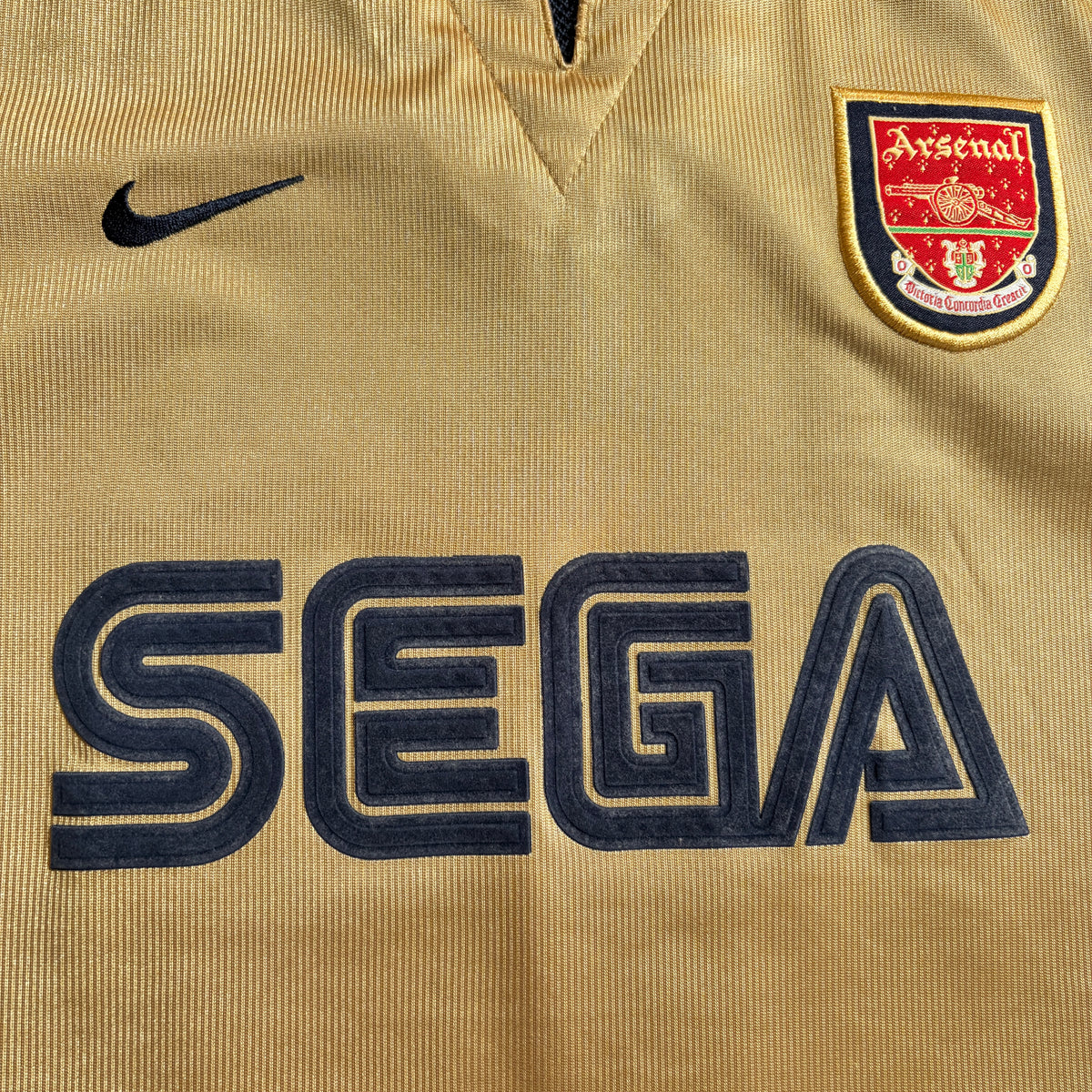 【正規品2001-2002 NIKE Arsenal away BERGKAMP #10】
