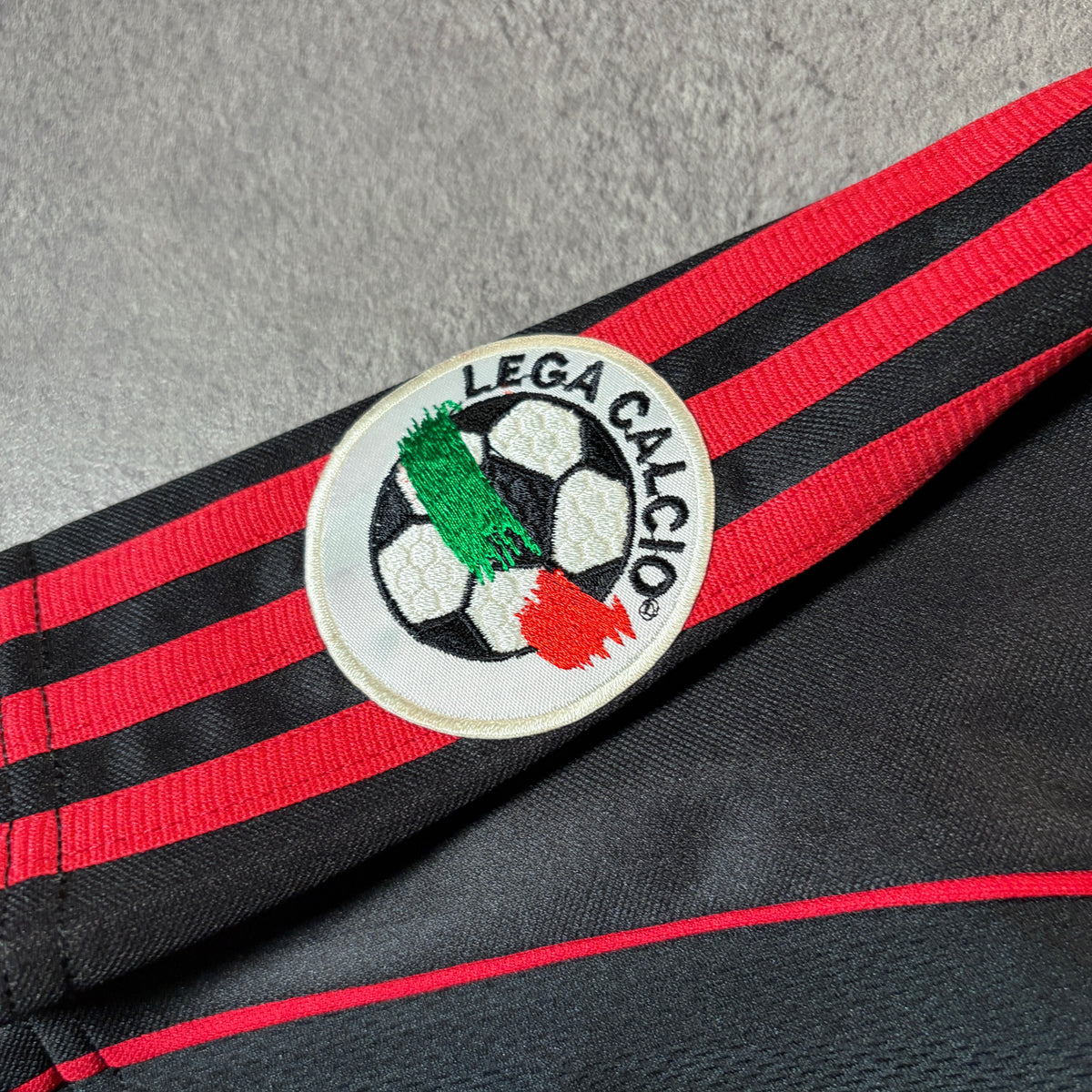 【正規品2000-2002 adidas AC Milan home INZAGHI #9】