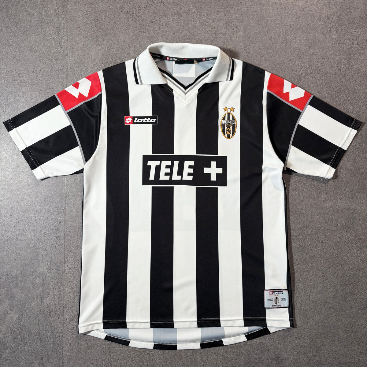 【正規品2000-2001 Lotto Juventus home ZIDANE #21】