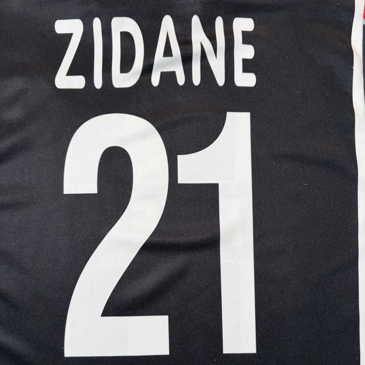 【正規品2000-2001 Lotto Juventus home ZIDANE #21】