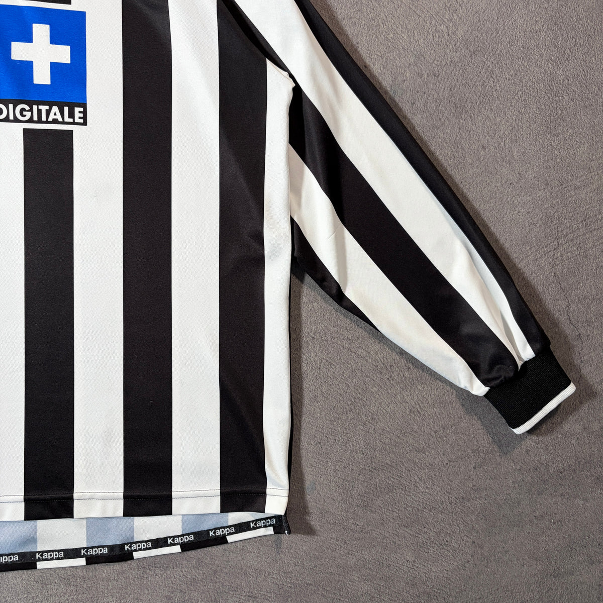 【正規品1999-2000 Kappa Juventus home L/S shirt】