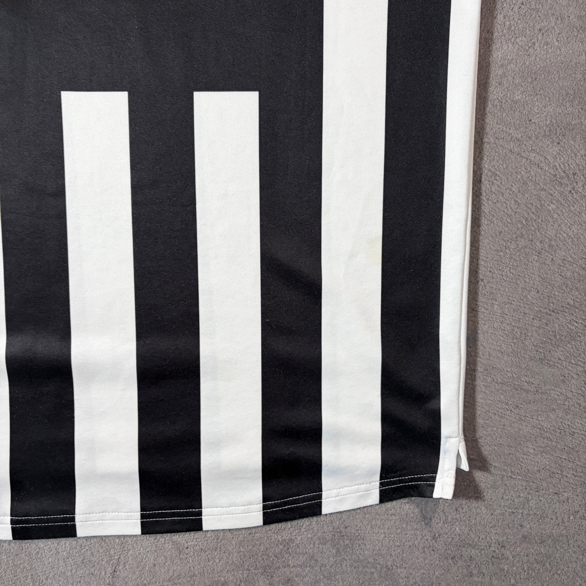 【正規品1999-2000 Kappa Juventus home shirt】