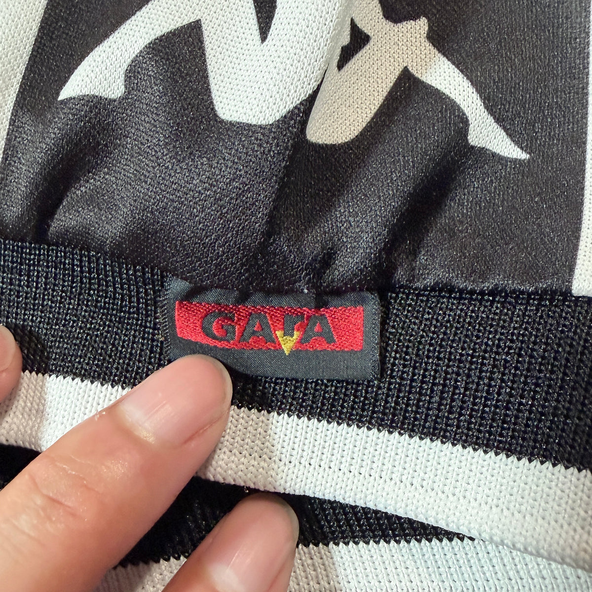 【正規品1999-2000 Kappa Juventus home shirt】