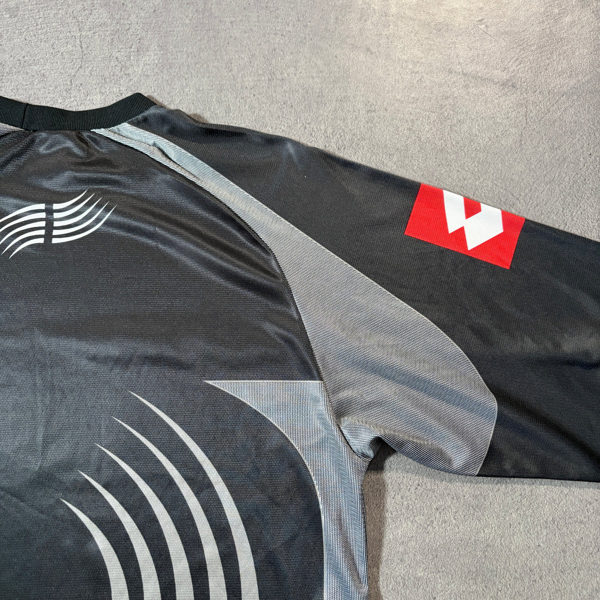 【正規品2001-2002 Lotto Juventus GK L/S shirt】
