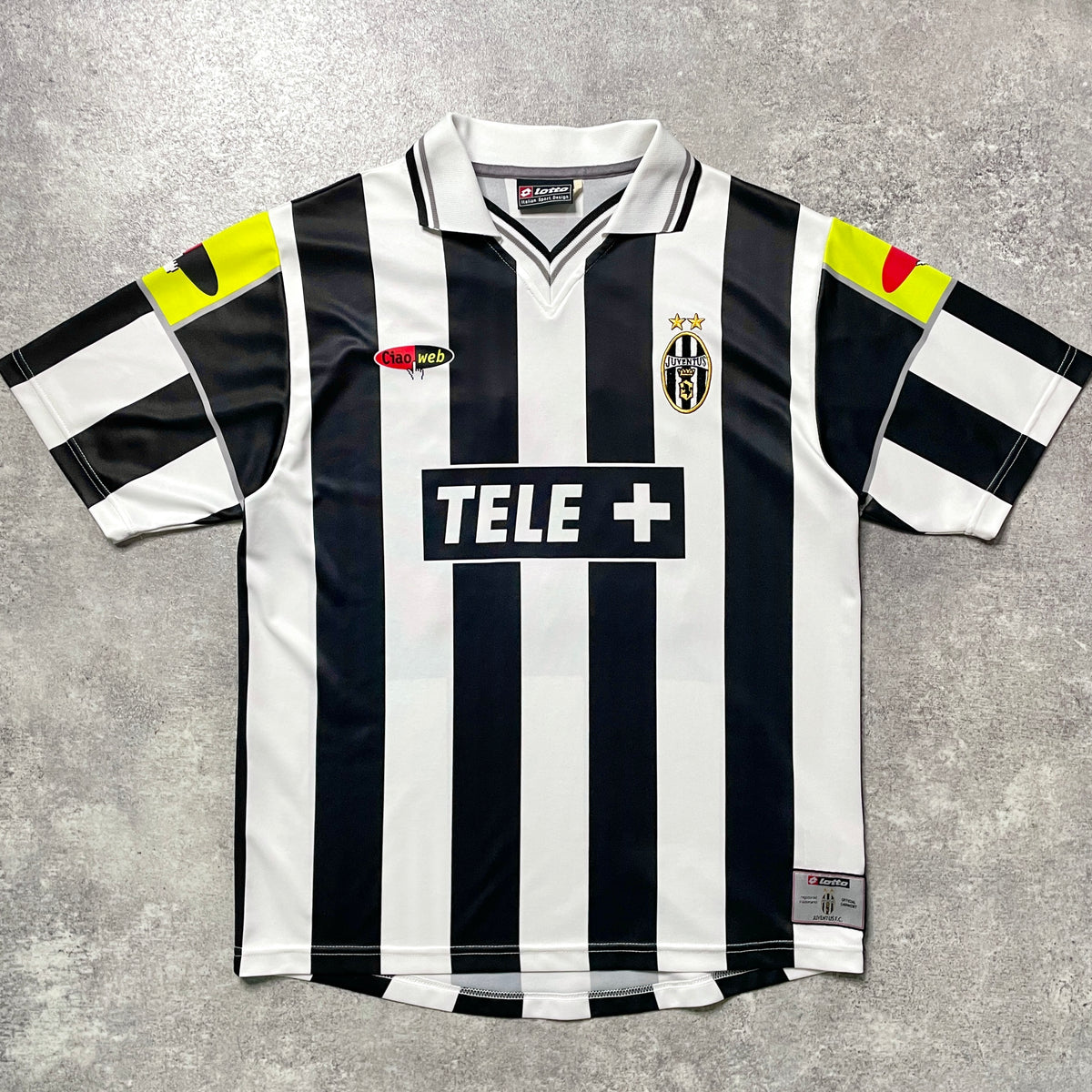 【正規品2000-2001 Lotto Juventus home ZIDANE #21】