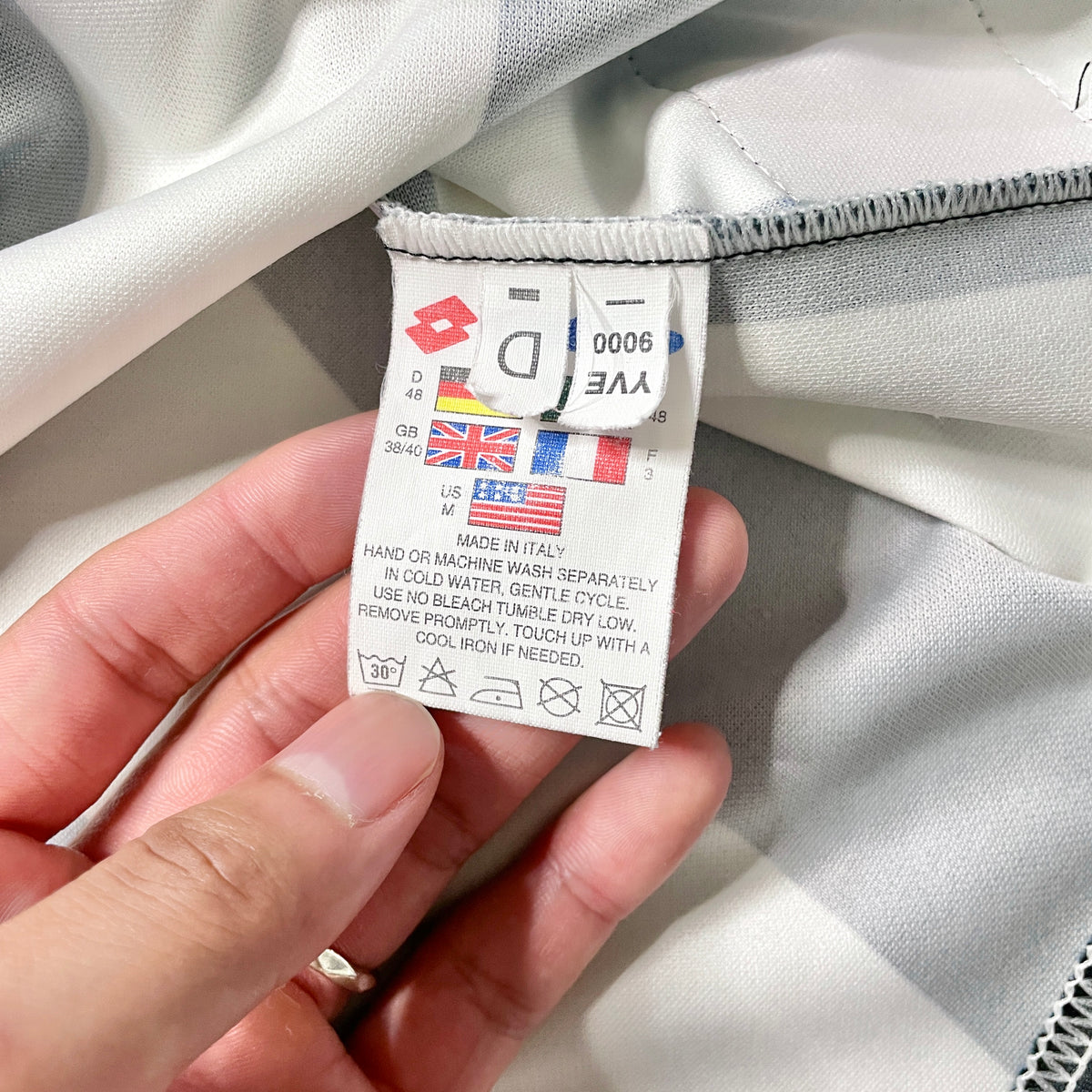【正規品2000-2001 Lotto Juventus home ZIDANE #21】