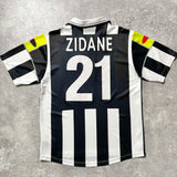 【正規品2000-2001 Lotto Juventus home ZIDANE #21】