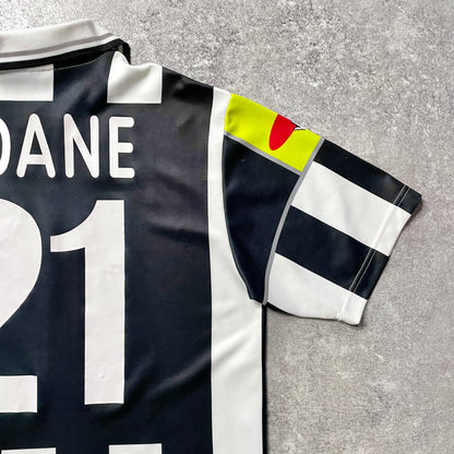 【正規品2000-2001 Lotto Juventus home ZIDANE #21】