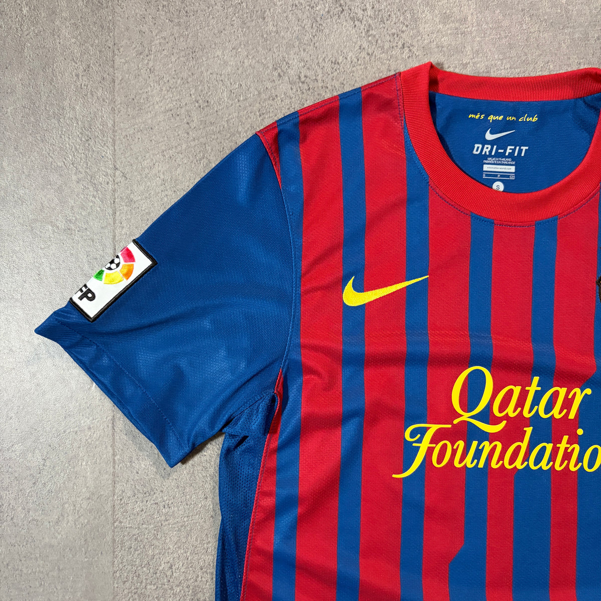 【正規品2011-2012 NIKE Barcelona home MESSI #10】