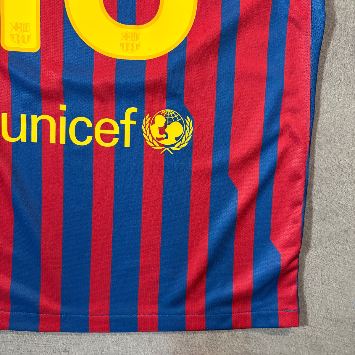 【正規品2011-2012 NIKE Barcelona home MESSI #10】