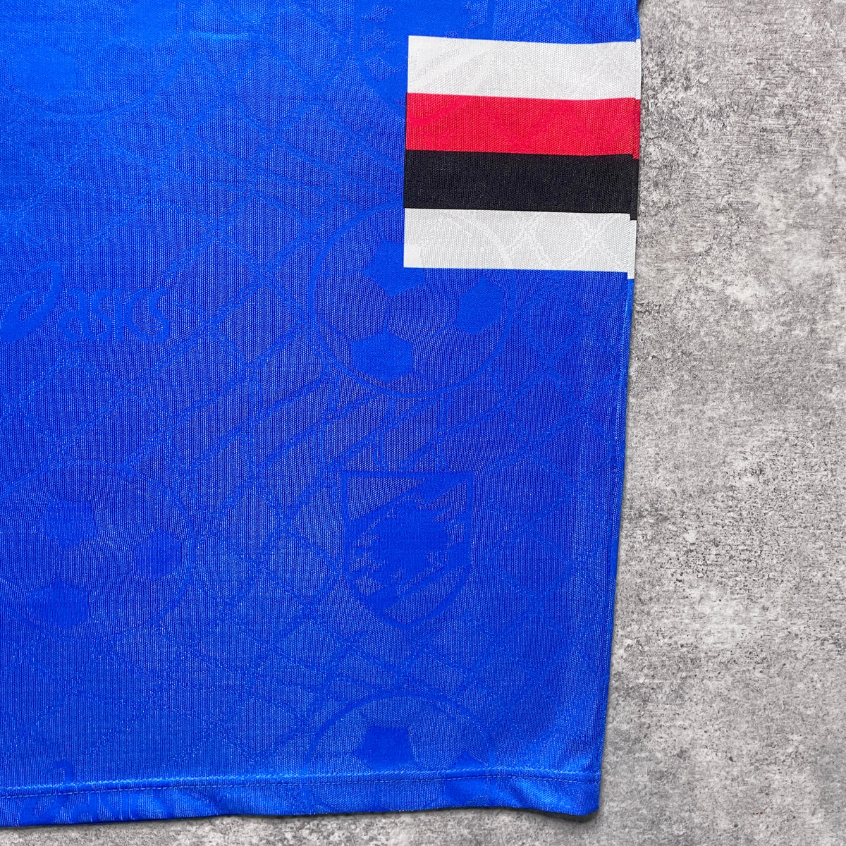【正規品1994-1995 asics UC Sampdoria home shirt】